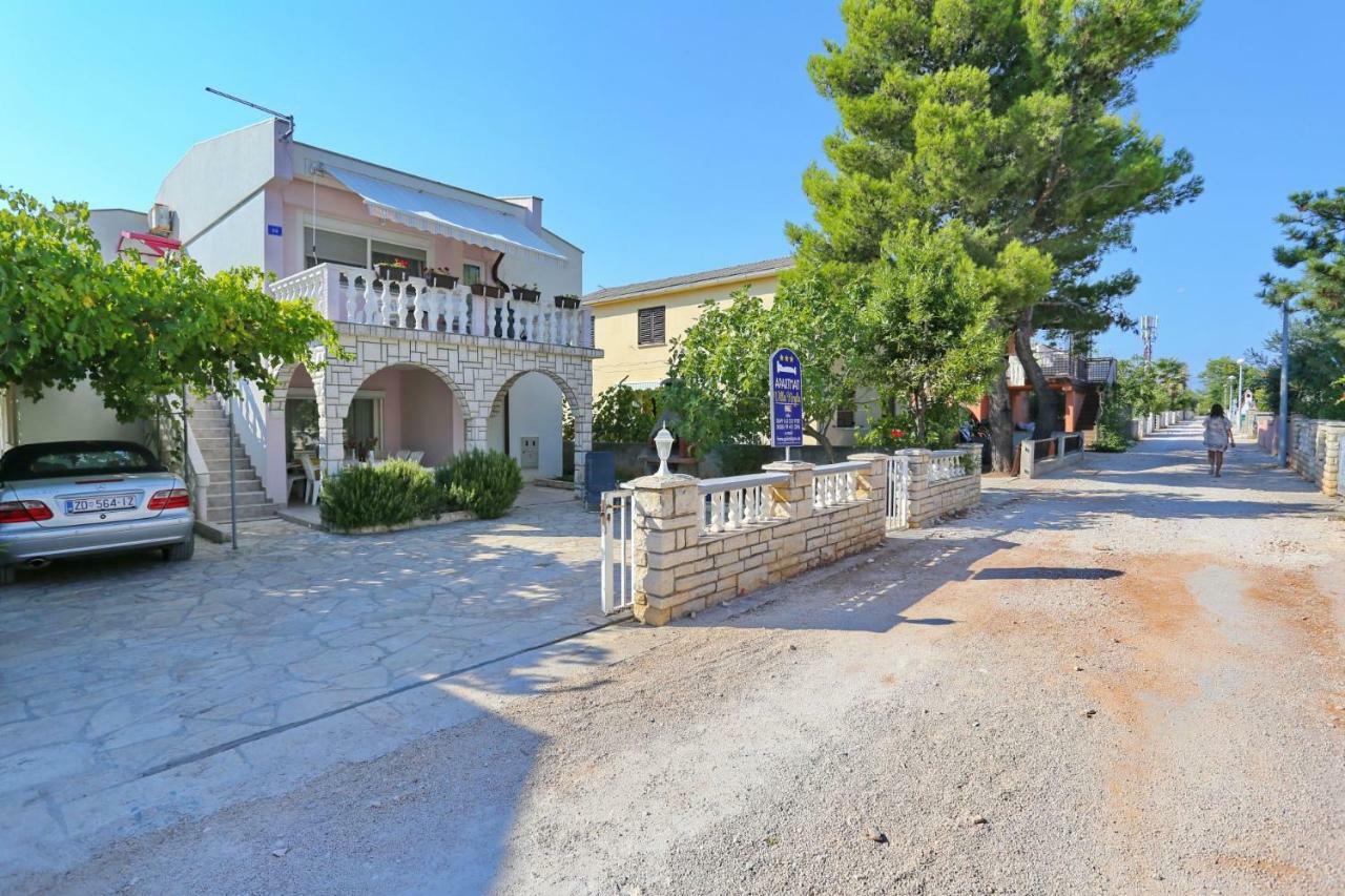 Villa Neyla 维尔 外观 照片